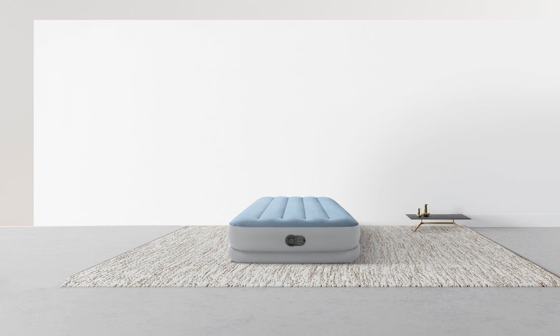 Надувной матрас 99х191х36см со встр. насосом USB 5V, до 272кг, Intex 64157