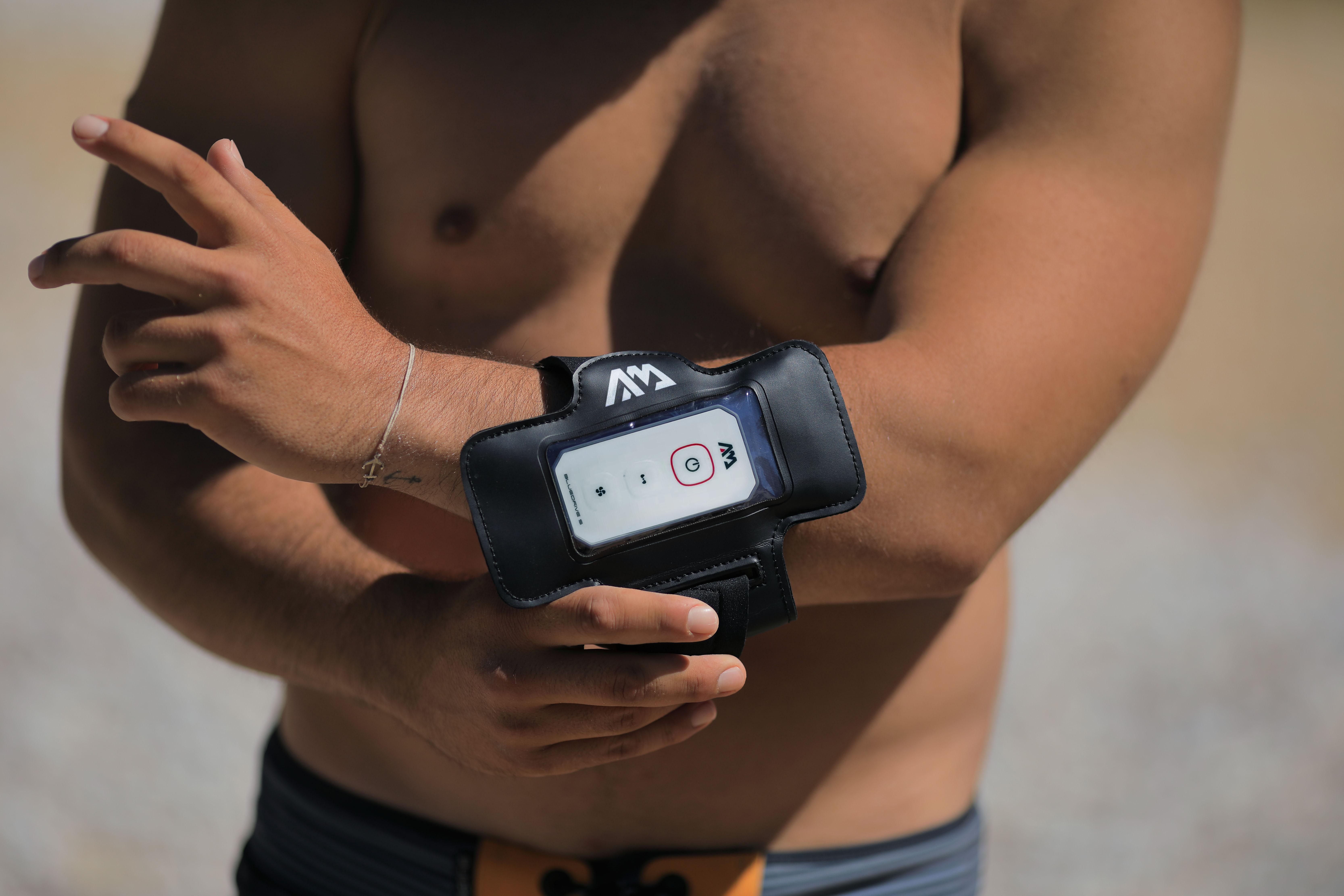 SUP-доска "AM go iSUP" 366х84х15см, плавник с электромотором BLUEDRIVE S и аккумулятором, весло, лиш, Aqua Marina AMGO-366PFS