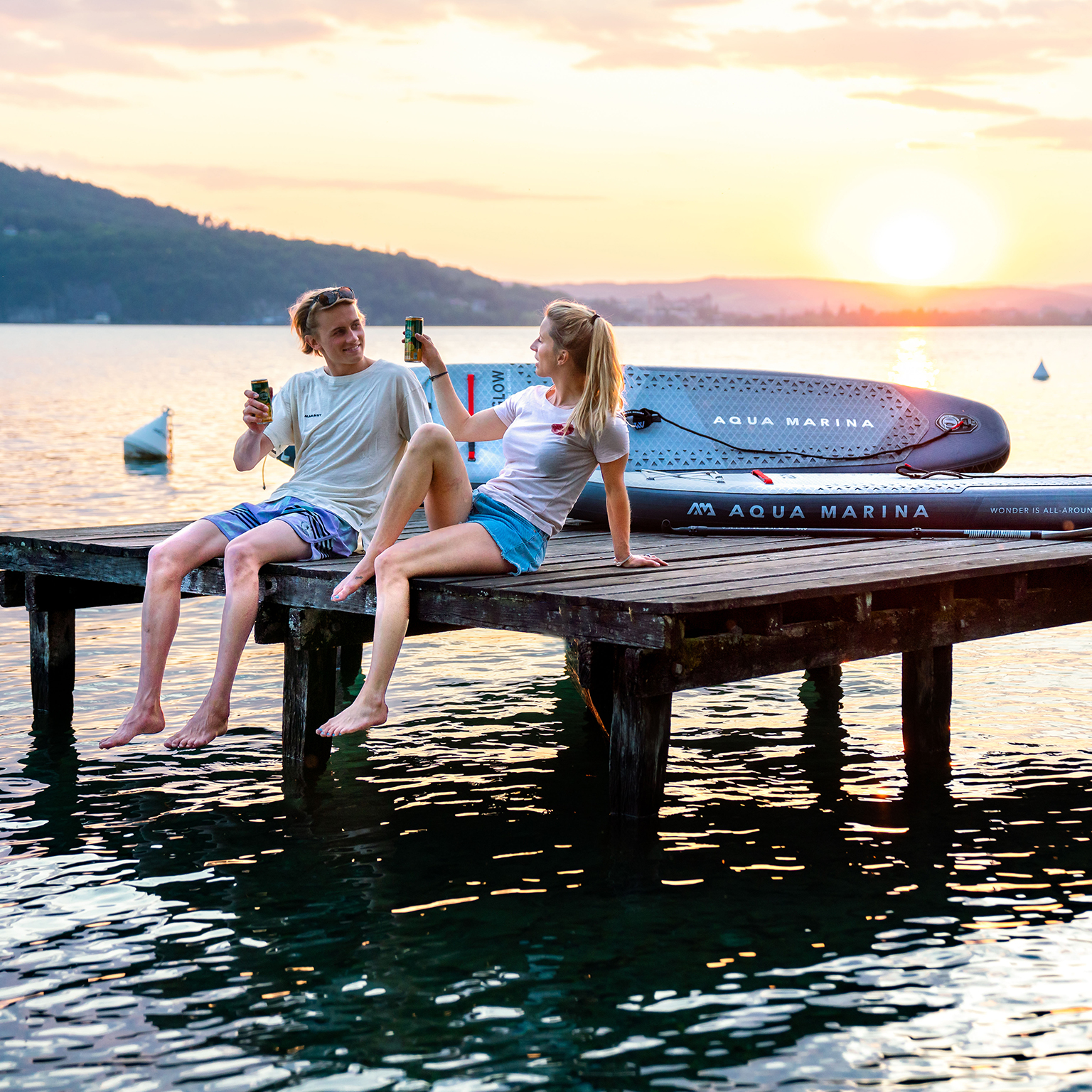 SUP-доска "BT-24GL" 315х79х15см, Ambient Light System, киль, лиш, до 140кг, Aqua Marina BT-24GL