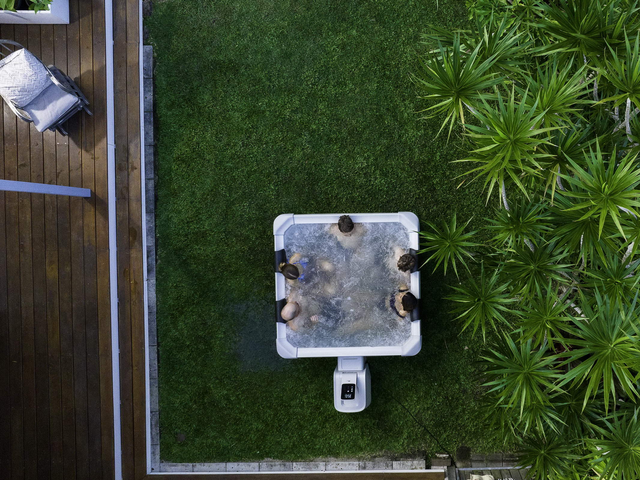 СПА-бассейн 160х160х65см "Oslo Amber" 850л, квадратный,  гидромассаж, аэромассаж.(4 коробки A.B.C.D), MSpa F-AM063W