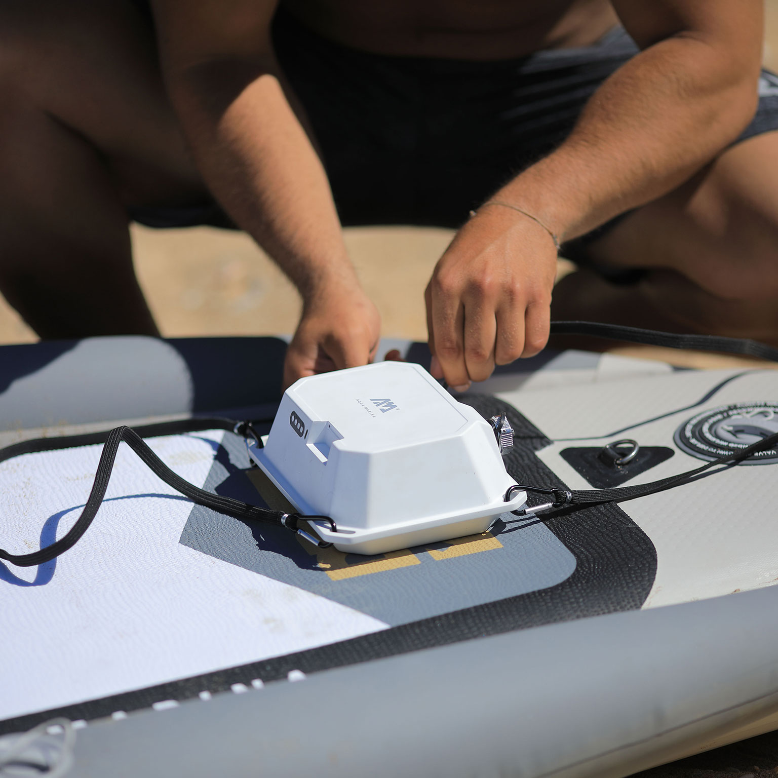 Плавник с электромотором BLUEDRIVE S, скорость 4-6 км/ч, 12V, 240W, аккумулятор, пульт, Aqua Marina PF-240S