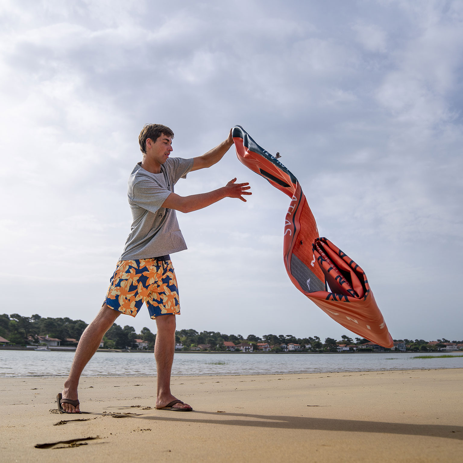 SUP-доска "Atlas" 366х86х15см, насос, лиш, киль, ремнабор, сумка, до 180кг, Aqua Marina BT-23ATP